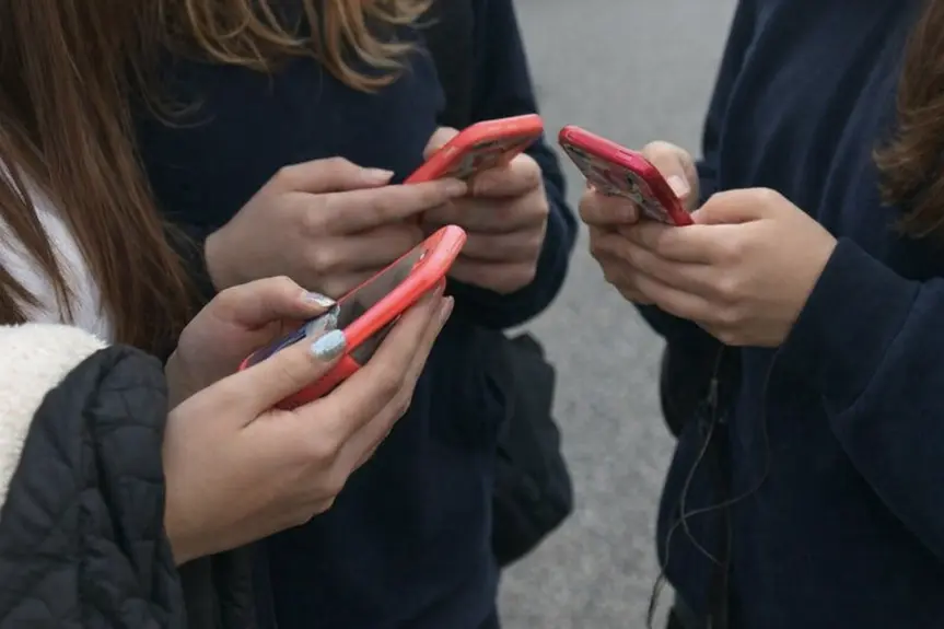 New Cellphone Restrictions in California Schools: What Parents Should Know