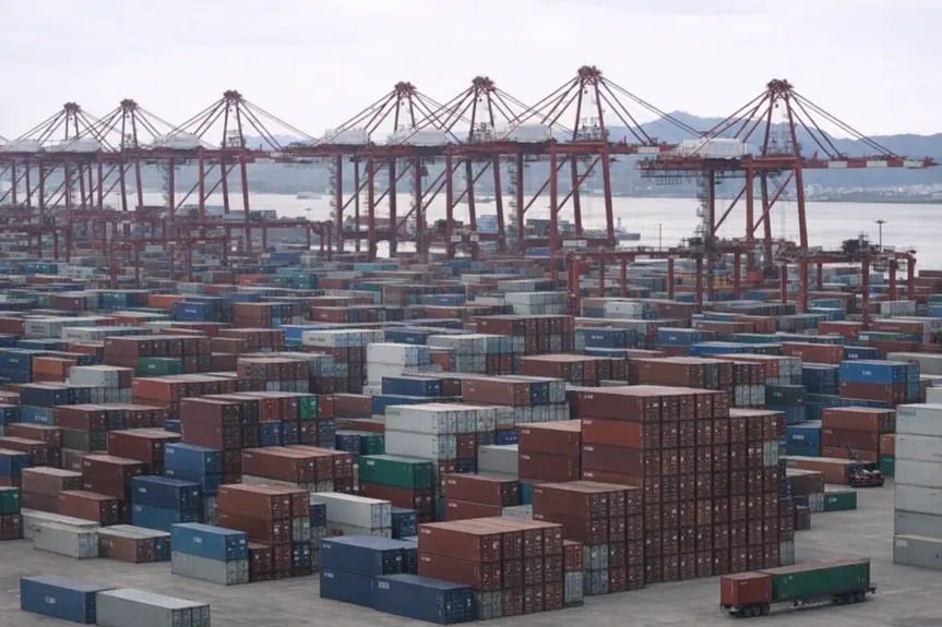Escalating Trade Tensions: Canada Tackles U.S. Tariffs with Firm Stance