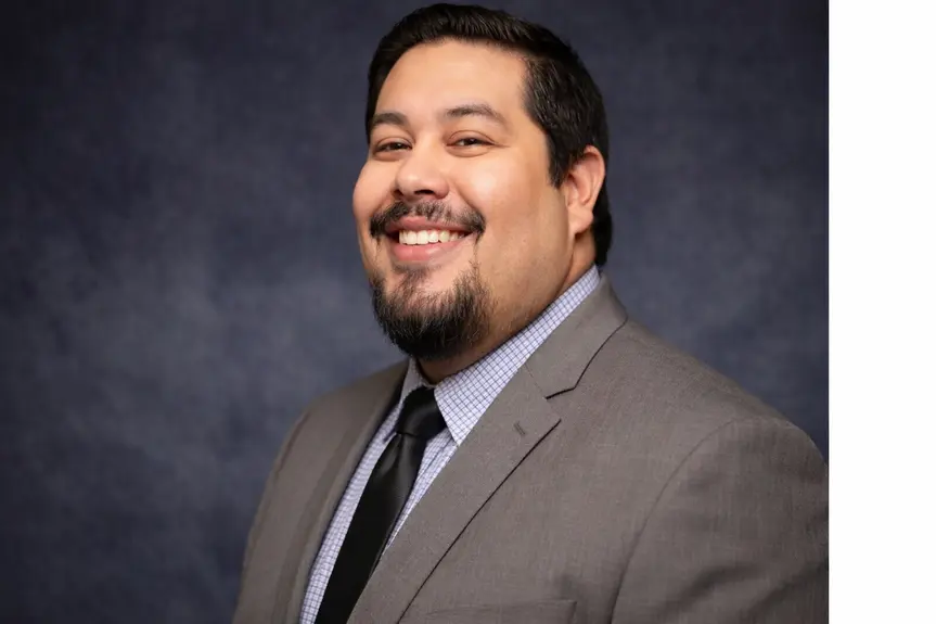 Former School Board Trustee Faces Felony Charges for Inappropriate Messaging