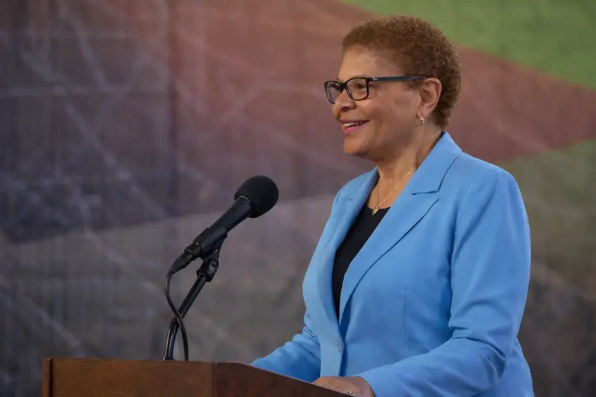 LA Mayor Karen Bass Unveils Ambitious Budget Proposal for 2026-27