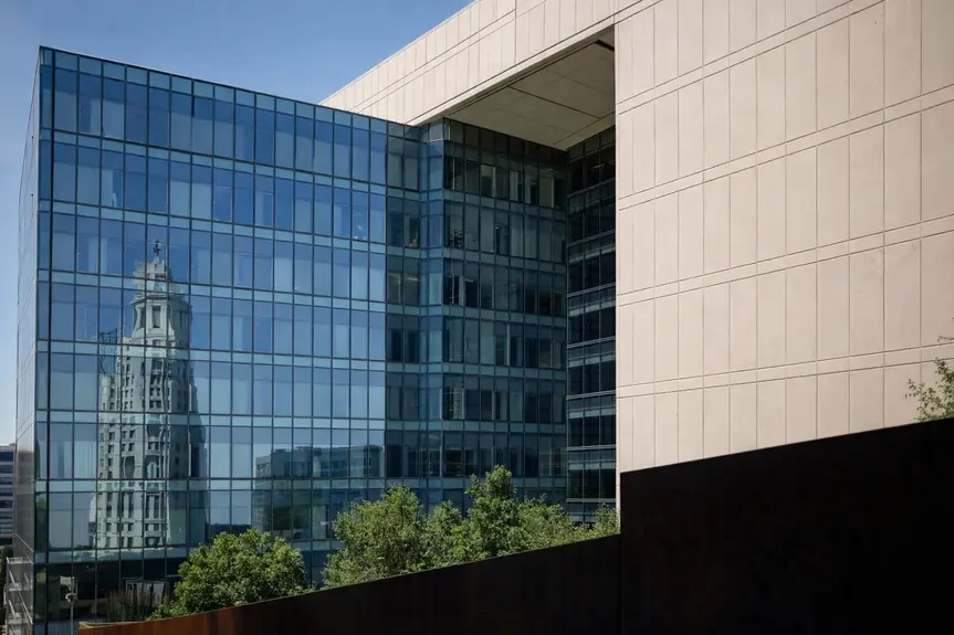 Tragic Incident in Venice: Community Leader and Wife Found Dead